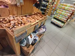 297-biocoop-forez-bio-savigneux-magasin-champignon-fruit-legume-saison.webp