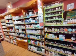 297-biocoop-forez-bio-savigneux-magasin-huile-essentielle-complement-alimentaire.webp