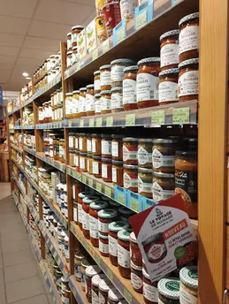 297-biocoop-forez-bio-savigneux-magasin-plat-bocaux.webp